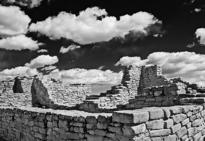 Mesa Verde Farview  1291 bw.jpg